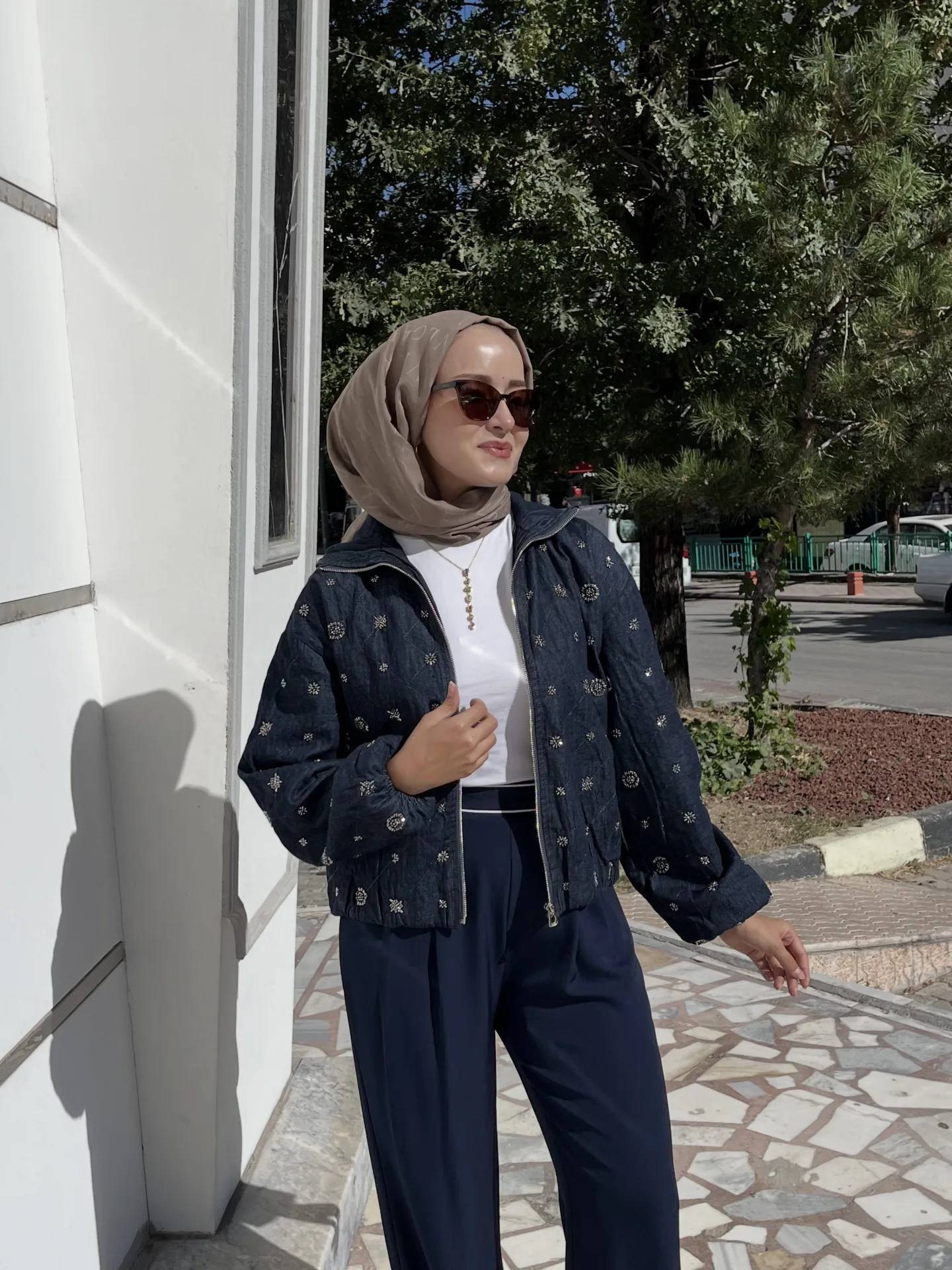Taş İşlemeli Ceket - 4